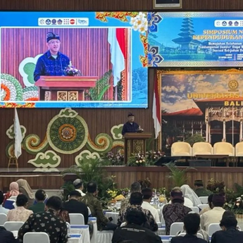 Kemendiktisaintek Bakal Tutup Prodi Kampus yang Tak Relevan dengan Dunia Kerja