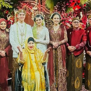 Potret Sakral El Rumi dan Syifa Hadju, Dipenuhi Sentuhan Tradisi Jawa 