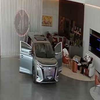 Viral Keluhan Konsumen di Showroom BYD Bali, Denza BIPO Denpasar Beri Klarifikasi hingga Layangkan Somasi