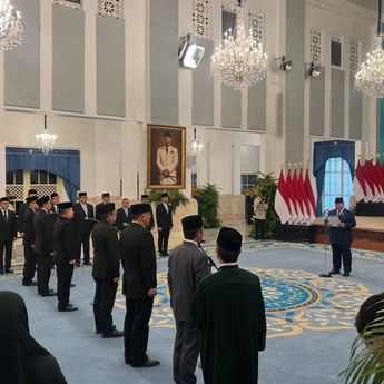 Sah! Prabowo Lantik Dudung Jadi Kepala Staf Presiden, Qodari Jadi Kepala Badan Komunikasi Pemerintah