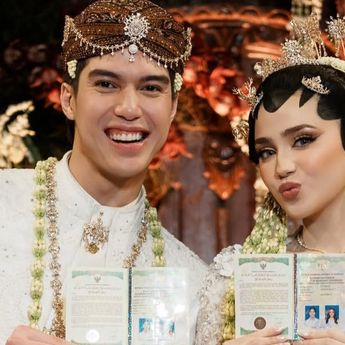 Terungkap Mahar Pernikahan El Rumi dan Syifa Hadju, Ada Logam Mulia hingga Uang Pound Sterling