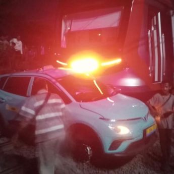 KRL Sempat Temperan dengan Taksi Sebelum Ditabrak KA Argo Bromo