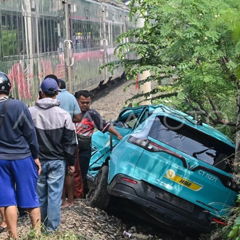 Pakar ITB: Mobil Listrik Kecil Kemungkinan Mati Mendadak di Rel Kereta