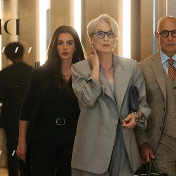Review The Devil Wears Prada 2: Comeback Mewah yang Lebih Nostalgia