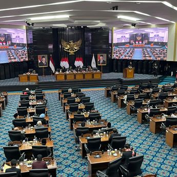 Anggota DPRD DKI Tina Toon Minta Pramono Tambah 200 Sekolah Gratis