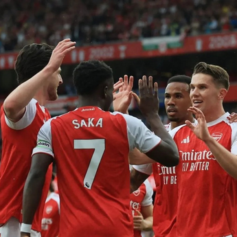 Arsenal Hajar Fulham 3-0, Kokoh di Puncak Klasemen Liga Inggris