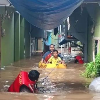 BPBD DKI Catat 22 RT di Jakarta Timur Terendam Banjir, Ketinggian Capai 195 Cm