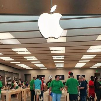 Apple Siapkan iPhone Edisi 20 Tahun dengan Tombol Solid-State