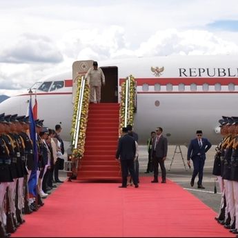 Disambut Tarian dan Pasukan Jajar Kehormatan, Prabowo Tiba di Filipina untuk Hadiri KTT ASEAN