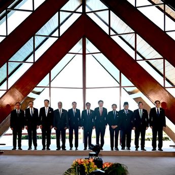 ASEAN Bahas Kabut Asap Lintas Batas Jelang KTT Manila