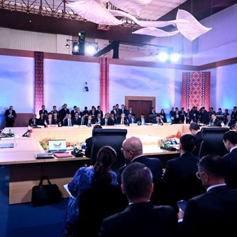 Hadiri Sesi Pleno KTT Ke-48 ASEAN, Prabowo Serukan ASEAN Perkuat Persatuan dan Perdamaian Kawasan