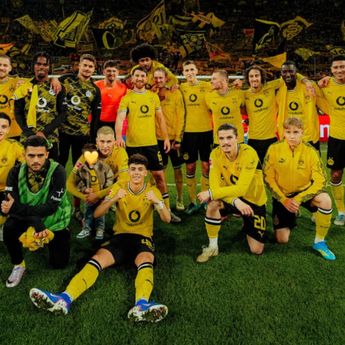 Drama Lima Gol Warnai Kemenangan Dortmund atas Frankfurt