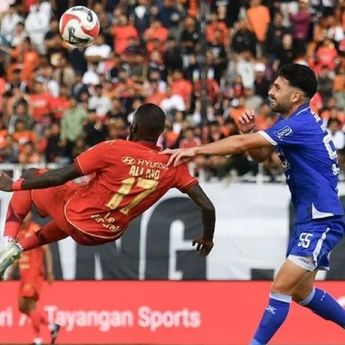Persib Kokoh di Puncak Klasemen, Farhan Optimistis Juara Super League 2025/2026
