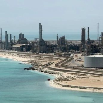 Arab Saudi Disebut Luncurkan Serangan Rahasia ke Iran
