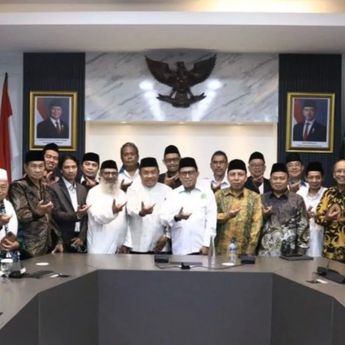 Menag Kukuhkan Tim Hisab Rukyat Kemenag Tahun 2026