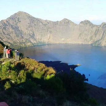 Pendaki Gunung Rinjani Tembus 1.505 Orang Saat Libur Panjang Mei 2026