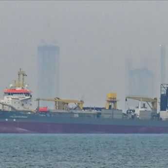 Iran Ancam Lawan Blokade AS, Laut Oman Disebut Bisa Jadi &ldquo;Kuburan&rdquo; Kapal Amerika