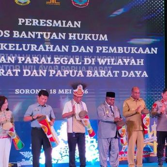 Menkum Resmikan 2.025 Pos Bantuan Hukum di Papua Barat dan Papua Barat Daya