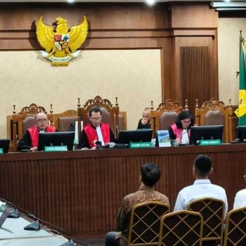 Delapan Terdakwa Korupsi LPEI Didakwa Rugikan Negara Hampir Rp1 Triliun