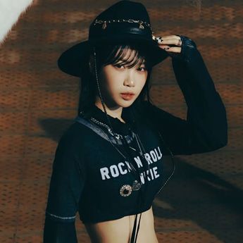 Dirawat di Rumah Sakit Gegara Nyeri Leher, Kim Chaewon LE SSERAFIM Hiatus
