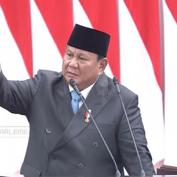 Prabowo Ungkap Penyebab Gaji Guru dan ASN Rendah