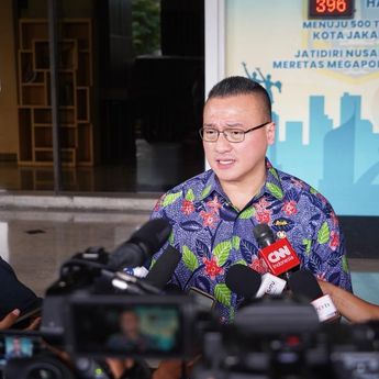 Jakarta Barat Dijuluki "Gotham City", Kenneth DPRD DKI: Saya Akan Jadi Batman