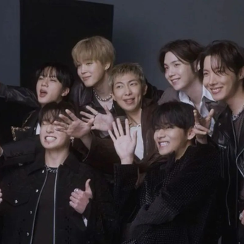 BTS Gelar Konser di GBK Desember 2026! Ini Harga Tiketnya
