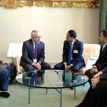 Kemenhut dan UNEP Perkuat Kerja Sama Kehutanan hingga Pasar Karbon