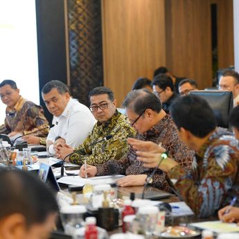 Kabar Baik untuk Penulis, Pajak Royalti Dipangkas dari 15 Persen Jadi 1,5 Persen