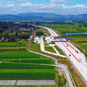 243 Ribu Kendaraan Melintas di Tol Regional Nusantara Saat Idul Adha