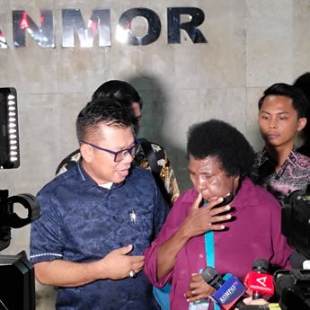 Pemeran Film Pesta Babi Mama Yasinta Datangi Polda Metro, Mau Laporkan Seseorang