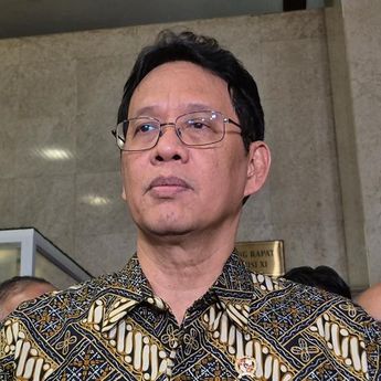 IHSG Rontok Nyaris 5 Persen, Purbaya Sebut Banyak Isu Negatif