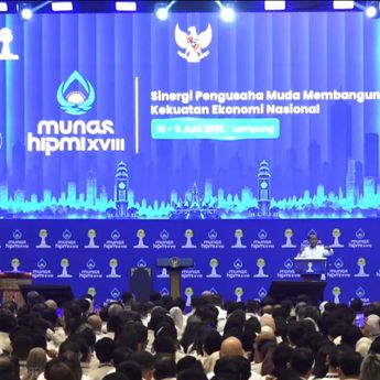 Bahlil Berkelakar di Hadapan Prabowo, Minta Izin Panggil &lsquo;Kakanda&rsquo;