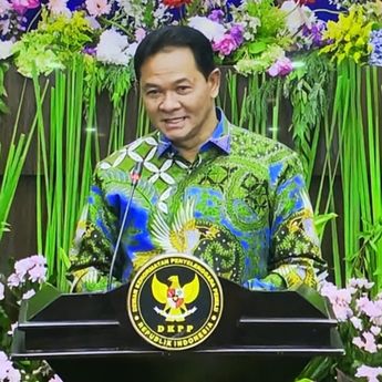 Heddy Lugito Sentil Lonjakan Pengaduan, Pemilu 'Brutal', hingga Keinginan Mandiri dari Kemendagri