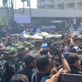Polisi Amankan 69 Orang Pelaku Kericuhan Eksekusi Pengosongan Hotel Sultan
