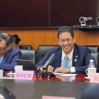 Purbaya Kantongi Dukungan China untuk Panda Bond, AIIB Siapkan Pendanaan USD17 Miliar