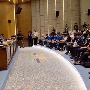 Dasco Terima Perwakilan, Mahasiswa Pendemo DPR Sampaikan Tuntutan