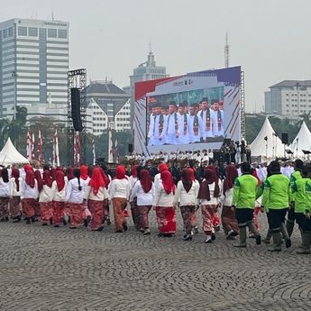 Upacara HUT Jakarta ke-499 di Monas