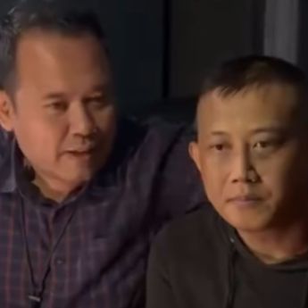Taufik Hidayat Cengengesan saat Digiring ke Mapolda Jabar usai Sekap Kekasihnya