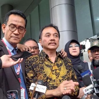Roy Suryo Gugat Praperadilan soal Penangkapan dan Penggeledahan 