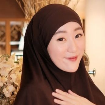 Larissa Chou Bantah Rumor Selingkuh Usai Gugat Cerai Ikram Rosadi