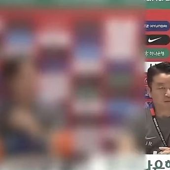 Viral, Stasiun TV Korea Selatan Blur Wajah Pelatih Hong Myung-bo Usai Gagal di Piala Dunia 2026