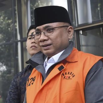 KPK Sebut Yaqut Telah Jalani Tindakan Medis di RS Polri, Kondisi Terus Dipantau