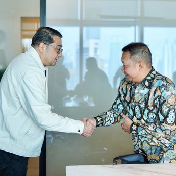 Kementerian Ekraf Gandeng Media Lokal Lewat Jatim Media Summit untuk Perkuat Ekosistem Ekonomi Kreatif