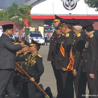 3 Polisi yang Dapat Bintang Bhayangkara Nararya