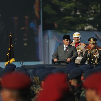 Respons Pertama Kali Guru MI Bertemu Prabowo: Ternyata Glowing, Ganteng, dan Berwibawa