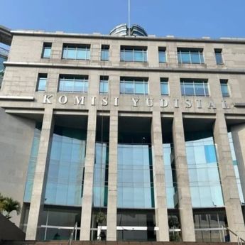 KY Tindak Lanjuti Laporan Dugaan Pelanggaran Etik Hakim dari Tim Kuasa Hukum Nadiem Makarim