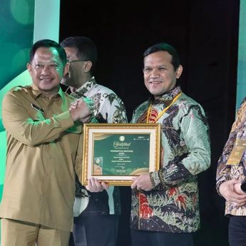Mendagri Dorong Pemda Kembangkan Ekonomi Syariah Demi Memajukan Daerah