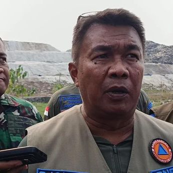 BNPB: Separuh Area Kebakaran TPA Jatiwaringin Berhasil Dikendalikan
