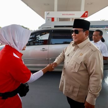 Petugas Pertamina Bangga Jadi Saksi Sejarah Peluncuran B50, Akui Gugup Didatangi Prabowo